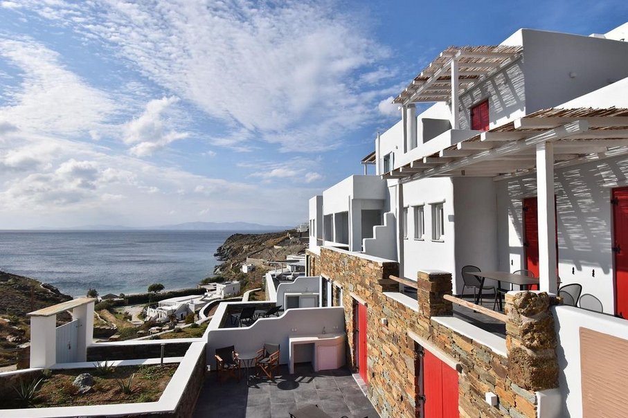 Suites Complex Tinos