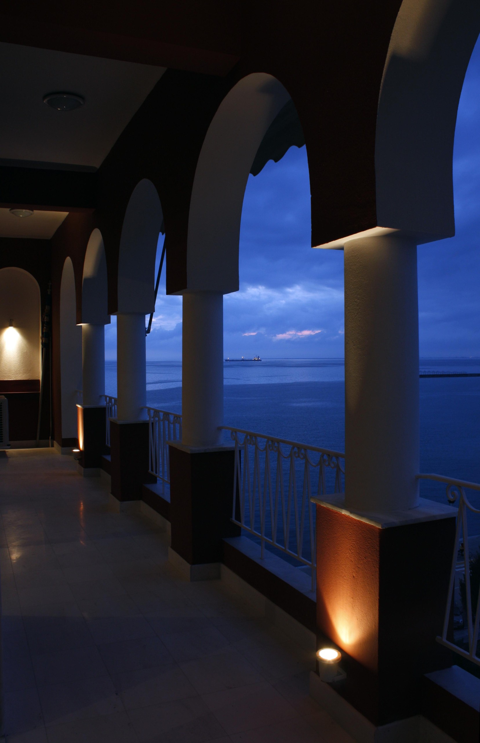 Loggia Apartment
